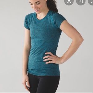 lululemon swiftly tech size 4 shirt!!
